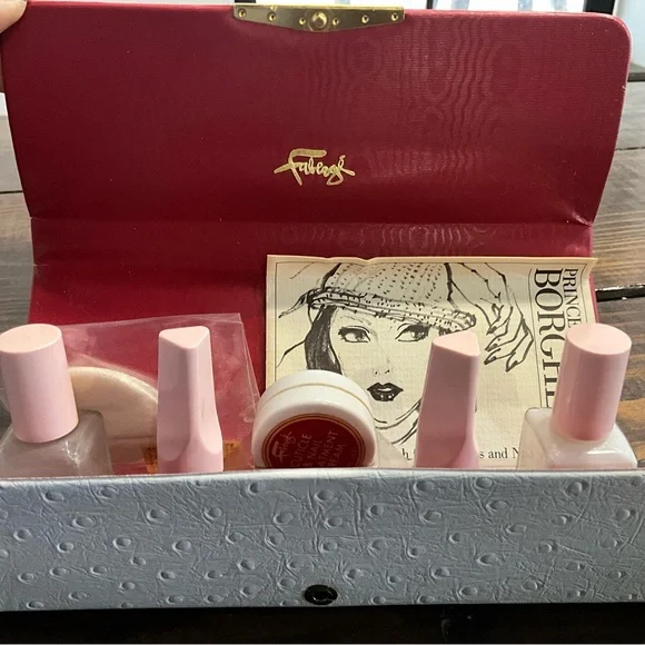 Vintage Faberge Princess Marcella Borghese Collectible Nail and Lips Case White